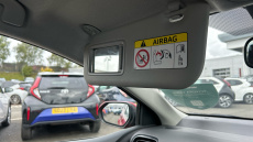 Toyota Yaris 1.5 Hybrid Icon 5dr CVT Hybrid Hatchback